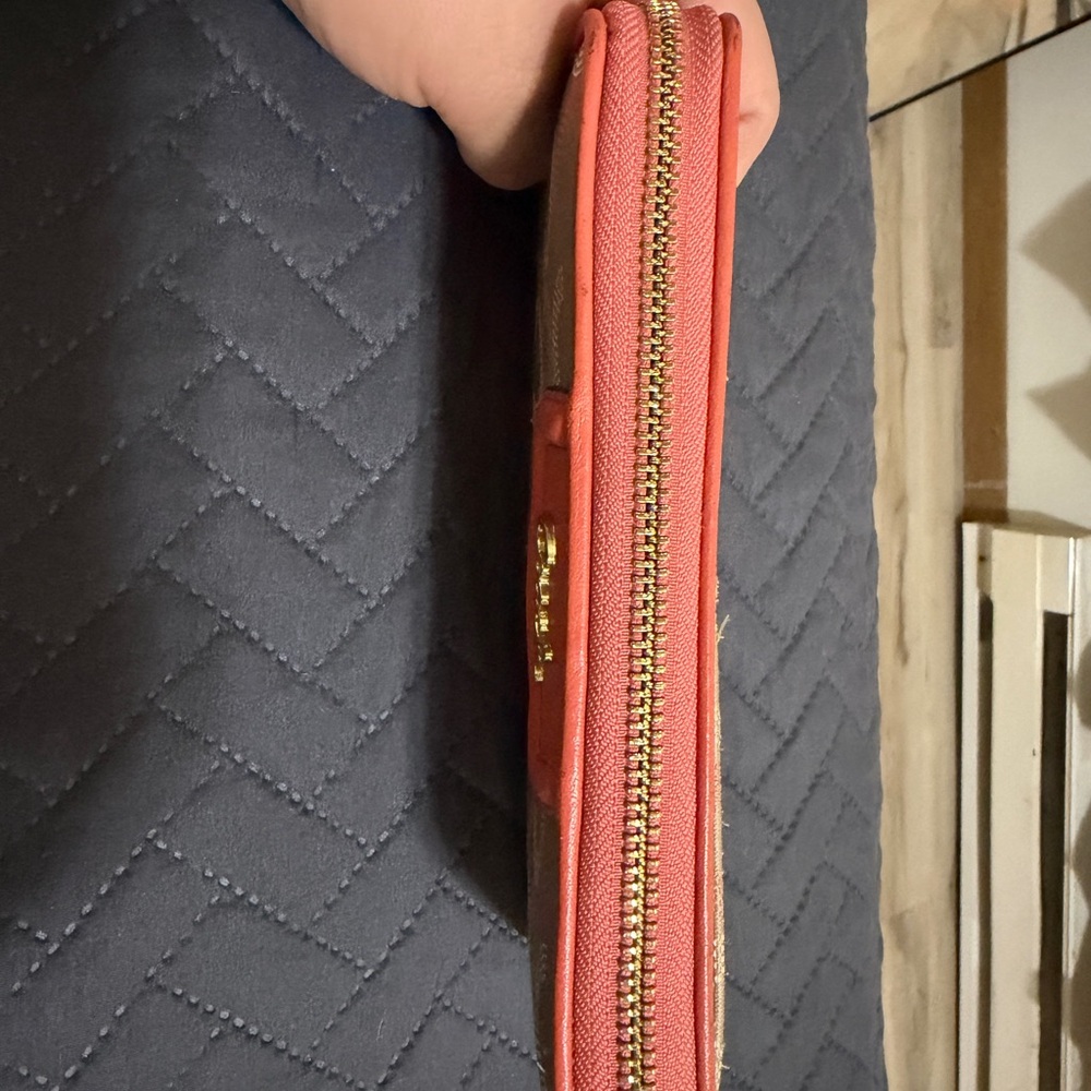 Coach Tan and Coral Patterned Wallet - Picture 3 of 9